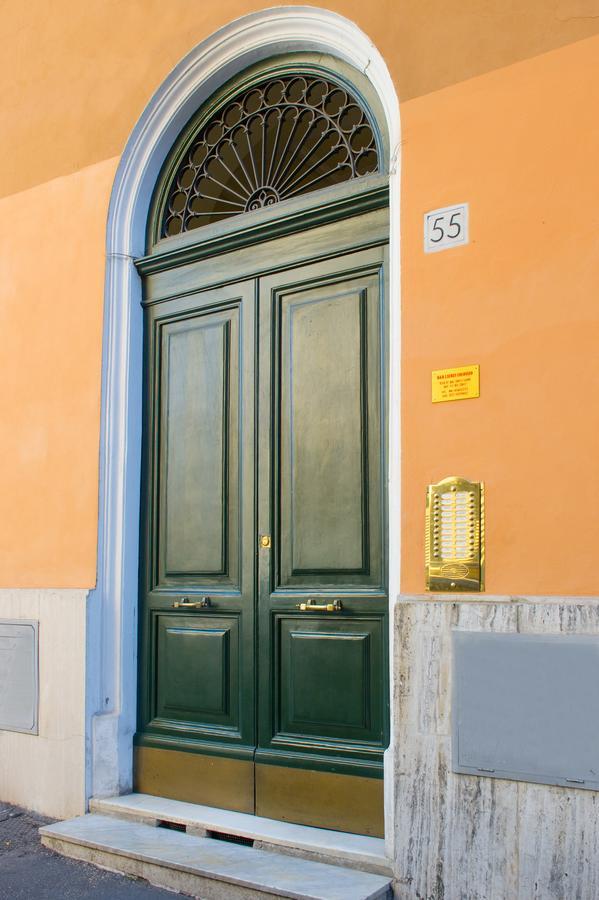 B&B Laurus Colosseo Rome Exterior photo